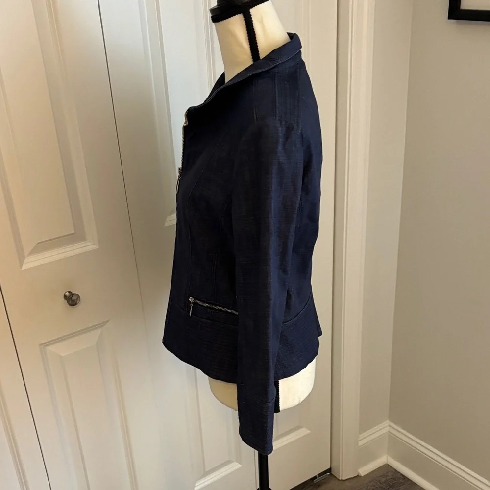 WHBM Women's Denim Jacket NWOT - Picture 4 of 6